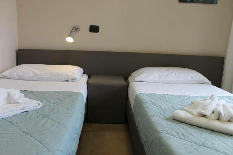 Plus Florence Hostel Exterior photo